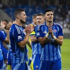 Hráči ŠK Slovan Bratislava oslavujú víťazstvo 2:0 po prvom zápase 3. predkola futbalovej Ligy majstrov ŠK Slovan Bratislava - APOEL Nikózia