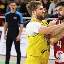 Úradujúci majstri Slovenska Patrioti Levice šokovali basketbalovú Európu, keď v Európskom pohári FIBA zdolali silnú Zaragozu.