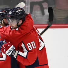  Hokejisti Washingtonu Capitals vyhrali v zámorskej NHL už piaty duel za sebou.