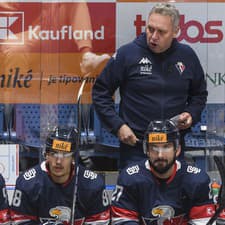 Na snímke tréner HC Slovan Bratislava Peter Oremus.