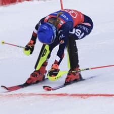 Mikaela Shiffrinová prichádza do cieľa 2. kola slalomu žien Svetového pohára v alpskom lyžovaní v rakúskom stredisku Gurgl