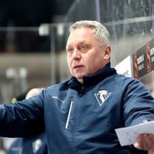 Na snímke tréner HC Slovan Bratislava Peter Oremus