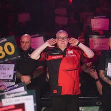 Hviezdny anglický šípkar Stephen Bunting.