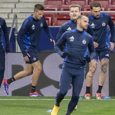 Futbalový Slovan, ktorý v tejto sezóne hrá aj prestížnu Ligu majstrov, odišiel na zimné sústredenie do Kataru.