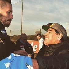 Legendy talianskeho Neapola - Marek Hamšík a Diego Maradona.