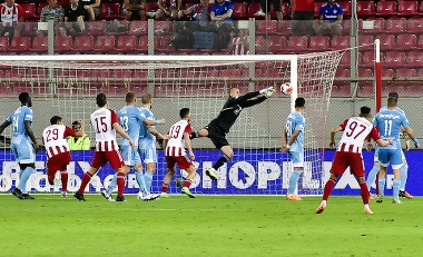 Bývalý slovanista Žofčák pred odvetou EL s Olympiakosom Pireus odkazuje: Len žiaden hurá futbal!