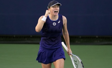 Swiateková vyhrala turnaj v San Diegu a získala ôsmy titul v sezóne