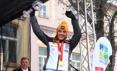 Úspešná slovenská lyžiarka Petra Vlhová sa v rodnom Liptovskom Mikuláši rozlúčila so sezónou 2021/2022 v kruhu svojich fanúšikov.