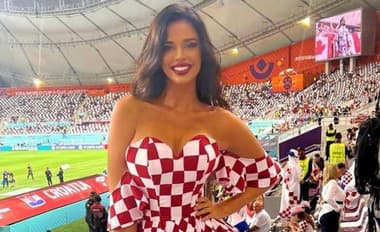 Bývalá Miss Chorvátska fandí v Katare: Odvážnym outfitom brnká na nervy úradom