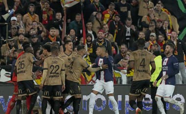 PSG bez Messiho a Neymara nestačilo na Lens, Galtier: Zaslúžený triumf