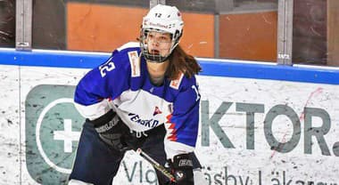Starostliví rodičia Nely Lopušanovej o výchove športového multitalentu: Bábiky išli mimo, vždy chcela len hokejku!