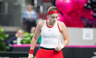 Šokujúca premena lotyšskej tenisovej hviezdy: Toto že je Ostapenková?