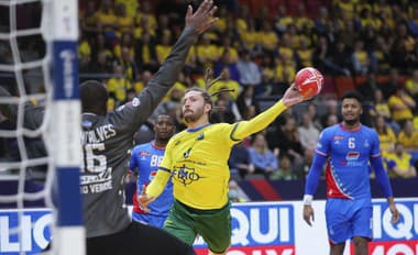 Francúzski hádzanari uspeli v súboji o prvé miesto, Brazília si tesne poradila s Kapverdami