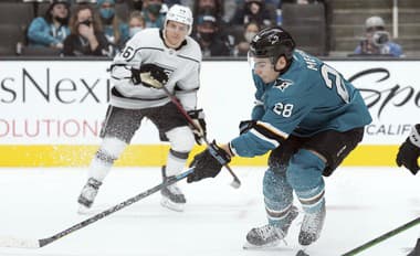 Veľká výmena v NHL: Tatar má nového hviezdneho spoluhráča