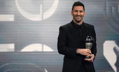 Lionel Messi na tróne: Argentínčan sa stal Hráčom roka podľa FIFA