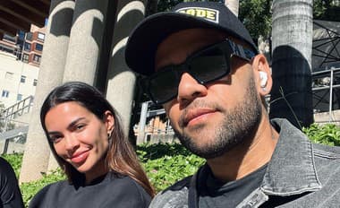Dani Alves na úplnom dne: Po väzení prichádza rozvod!
