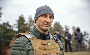 Vladimír Kličko sa hnevá na šéfa MOV: Slúžite záujmom Ruska!