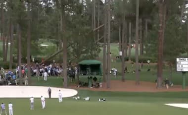 Aj golf môže byť poriadne nebezpečný: Diváci museli utekať pred padajúcimi stromami