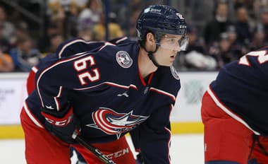 Slovenský obranca debutoval v NHL, Tatar bodoval: Boston zavŕšil rekordnú sezónu