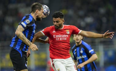 Škriniarov Inter postúpil, milánske semifinálové derby po 20 rokoch