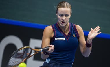 Anna Karolína Schmiedlová vybojovala pre Slovensko prvý bod.