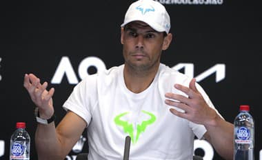 Toni Nadal prehovoril o účasti Rafu na Roland Garros: Nemôžeme si klamať