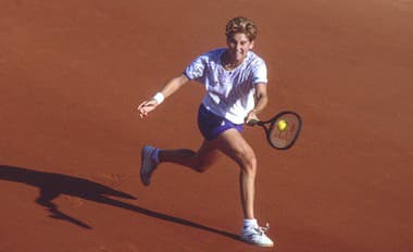 Dnes to je 30 rokov od najšialenejšieho športového atentátu: Čepeľ do Selešovej chrbta zmenila tenisové dejiny