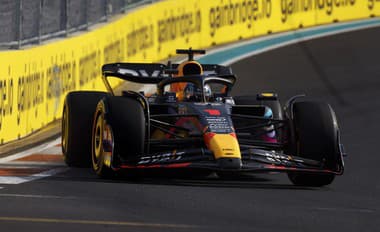 V záverečnom tréningu Red Bull potvrdil dominanciu: Verstappen sa odtrhol od konkurencie