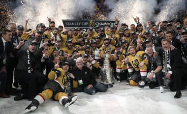 Hokejisti Vegas Golden Knights získali prvý Stanley Cup.