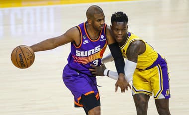 Hviezdna výmena v NBA: Phoenix chce zaútočiť na historicky prvý titul