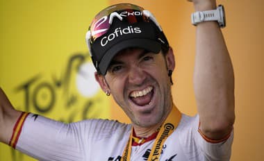 Izagirre vyhral po 30-kilometrovom sóle, Sagan od začiatku členitej etapy zaostával a medzi najlepšími chýbal