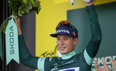 Jasper Philipsen je novým zeleným kráľom Tour de France: Šprintérov privádza do zúfalstva!