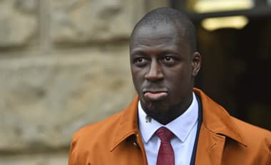 Po verdikte sa neubránil slzám: Francúzsky reprezentant bol zbavený všetkých obvinení