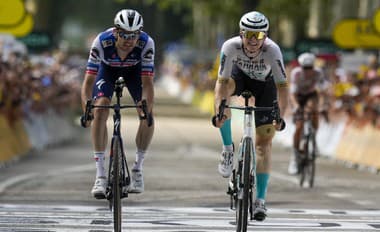 O víťazovi 19. etapy rozhodla až cieľová fotografia: Petrovi Saganovi nevyšiel pokus o únik
