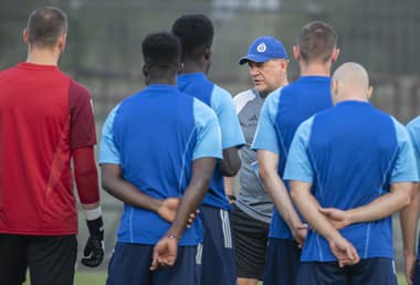 Futbalisti Slovana Bratislava počas tréningu v Mostare.