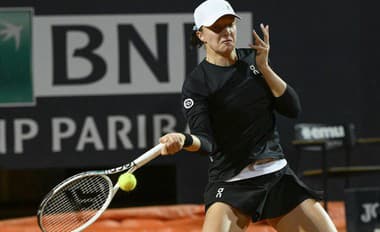 Poľská tenistka Iga Swiateková skrečovala štvrťfinálový zápas na turnaji v Ríme. 