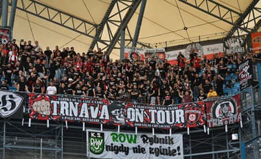 Na snímke fanúšikovia Spartaka Trnava v Poľsku.