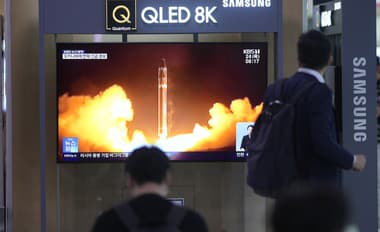 Špionážny satelit KĽDR spustil v noci alarm: Hviezdneho Dončiča to vyľakalo