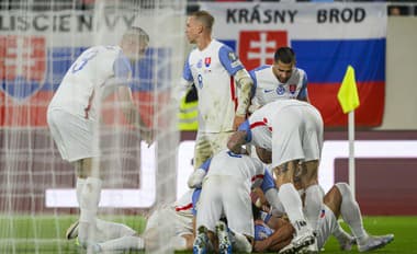 Sme krok od postupu na EURO: Slovensko vyhralo vďaka premiérovému gólu Dávida Ďuriša