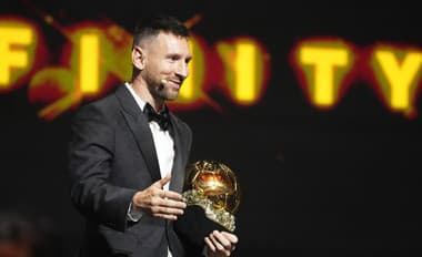 Lionel Messi so Zlatou loptou.