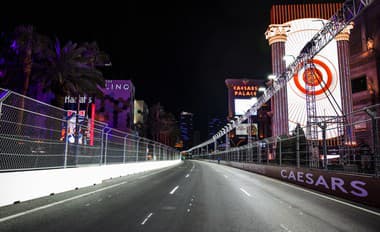 F1 v mekke hazardu Las Vegas bude iná: Svadobná kaplnka v paddocku?!