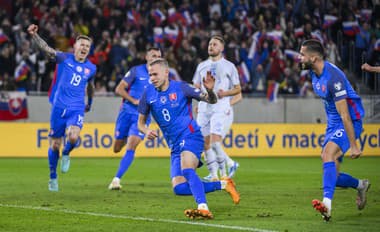 Slovenskí futbalisti proti Islandu spečatili postup na EURO 2024!