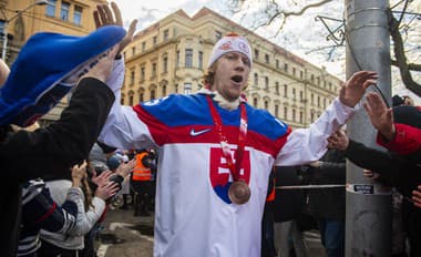 Hokejista Čajkovský s ódami na život v Rusku: Prečo chce ostať v Moskve?