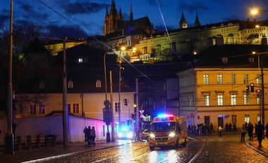 Krvavá streľba sa odohrala na Filozofickej fakulte Karlovej univerzity v Prahe.