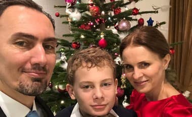 Šatan s rodinkou pred pár rokmi takto trávili Vianoce v zámorí, kde sa snažili dodržiavať slovenské tradície.