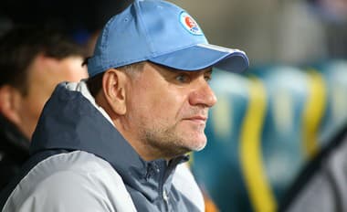 Na snímke tréner ŠK Slovan Bratislava Vladimír Weiss starší.