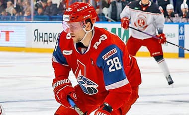 Neskutočná delovka: Premiérový zásah Martina Gernáta v play-off KHL
