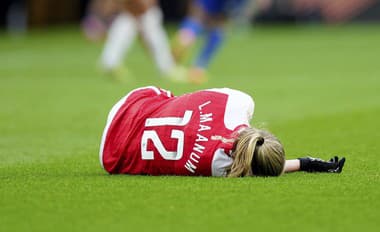 Hrozivé obrázky! Hráčka Arsenalu bezvládne padla na trávnik, nasledovali hororové chvíle