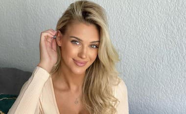 Veronika Rajek je známa slovenská modelka.