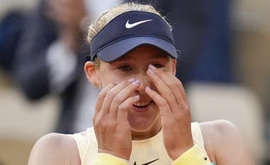 Životný úspech a slzy v očiach: Ruská tenistka je najmladšia grandslamová semifinalistka od 1997